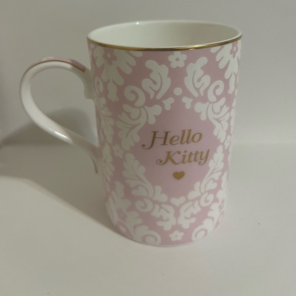 2018 Hello Kitty Small Mug - Picture 4 of 12